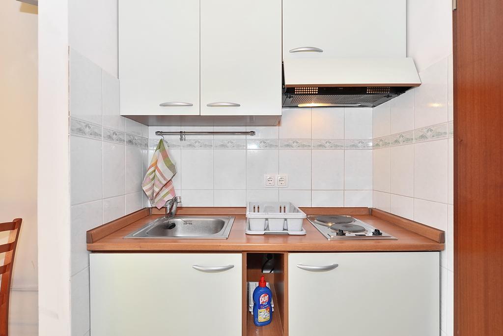 Apartments Mirabella โอมิช ภายนอก รูปภาพ